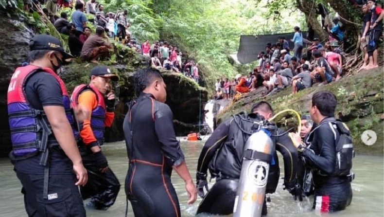 Pencarian Kakak-Adik yang Tenggelam saat Mandi di Sungai Jembrana Dilanjutkan, 1 Korban Ditemukan 