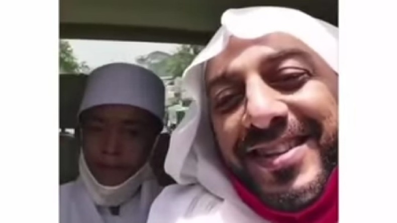 Syekh Ali Jaber Dirawat karena Covid-19, Netizen Teringat Video Akbar Jadi Anak Angkat 