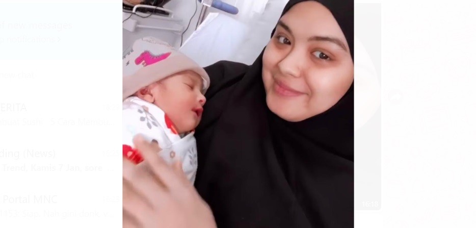 Vebby Palwinta Melahirkan Putra Pertama, Begini Potret Gemas Baby Ali Razi Bawazier