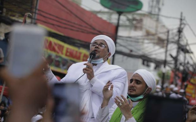 Habib Rizieq Jatuh Sakit, Pengacara Ajukan Pembantaran