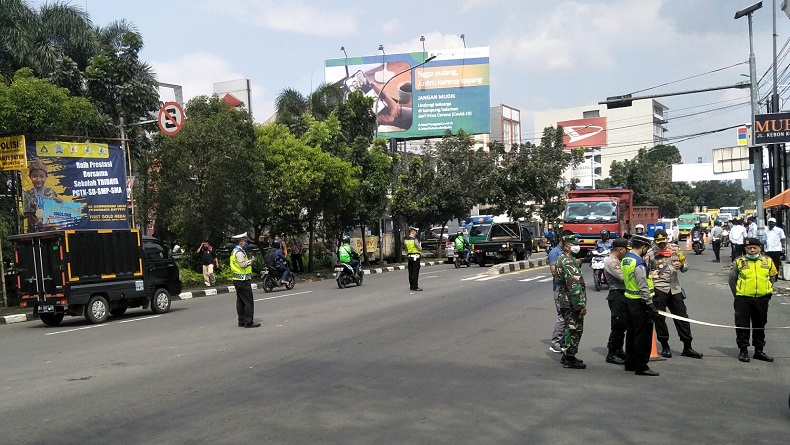  Covid-19 Melonjak, Pemerintah Diminta Tak Ragu Berlakukan PSBB Total