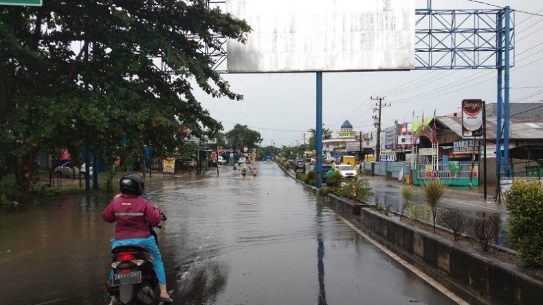 Banjir Terjang Banjar, Jalan Nasional di Kalsel Putus