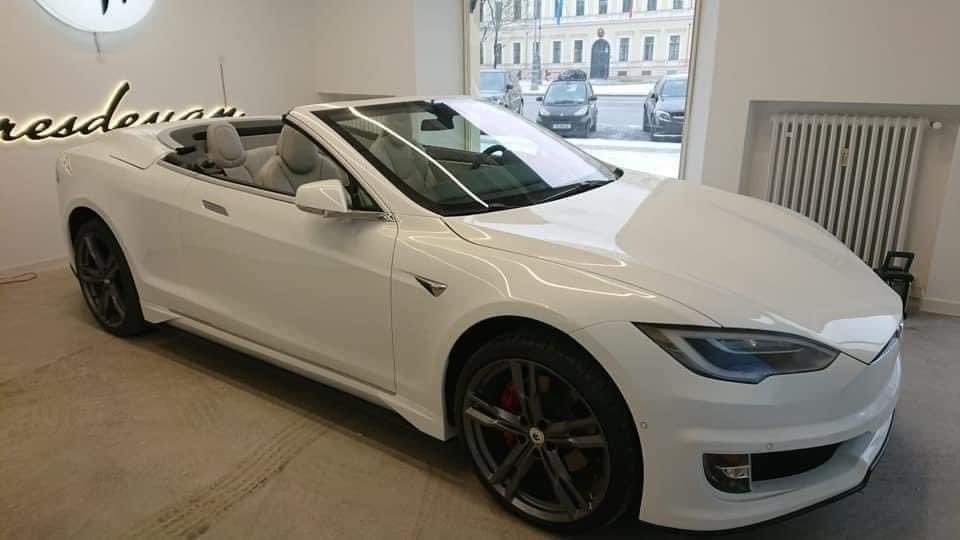 Tesla Model S Dirombak Jadi Mobil Atap Terbuka, Begini Jadinya 