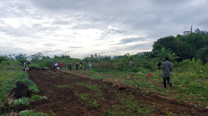 114 Jenazah Pasien Covid-19 Dimakamkan di TPU Srengseng Sawah