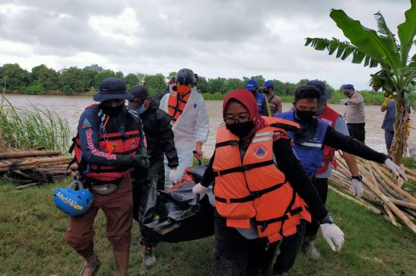 Jasad Korban Terseret Sungai Cimanuk Sumedang Ditemukan Setelah Hanyut Lintas Kabupaten