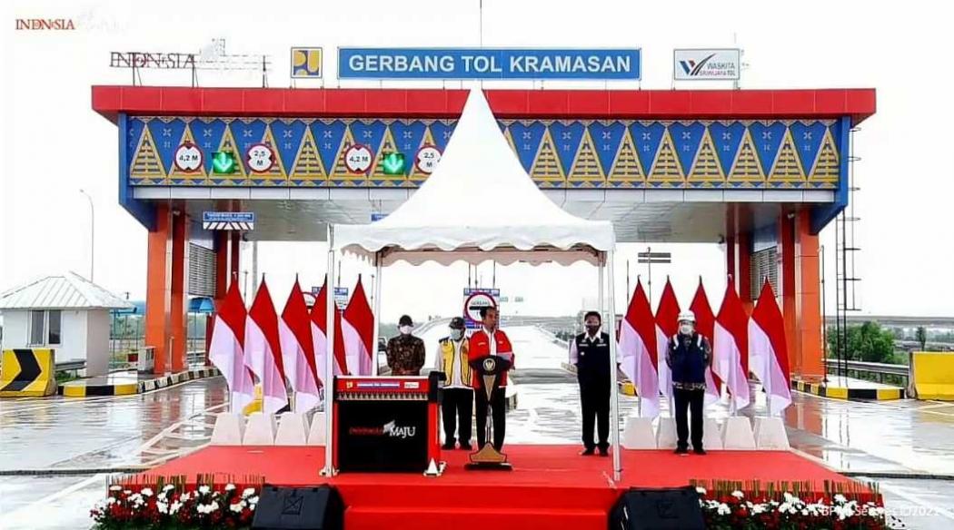 Resmikan Tol Kayu Agung-Palembang, Jokowi: Bakauheni ke Palembang Hanya 3 Jam