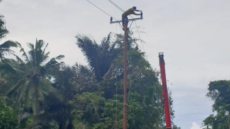 PLN Telah Normalisasi  805 Gardu Terdampak Banjir Manado