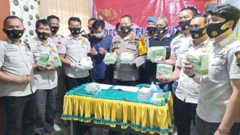 Menyamar Jadi Pembeli, Polisi Tangkap Kurir Narkoba di Tol Binjai, 10 Kg Sabu Disita