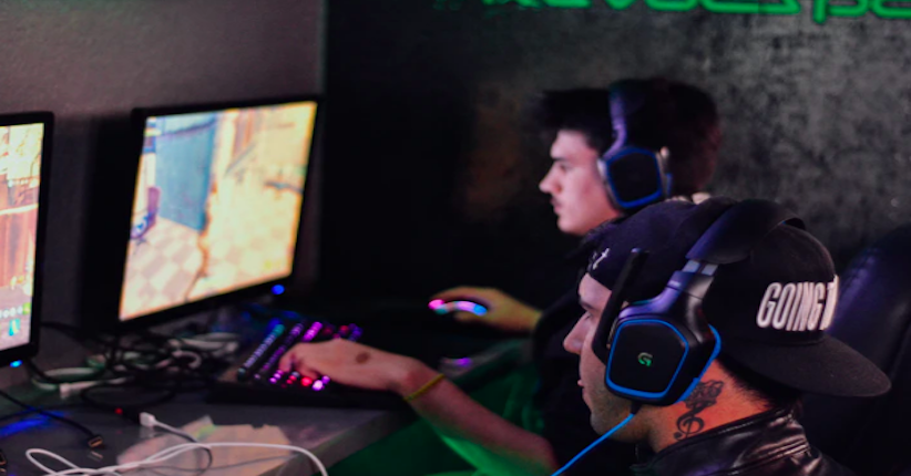 Potensi Karier di Dunia eSport, Salah Satunya Bisa Jadi Caster
