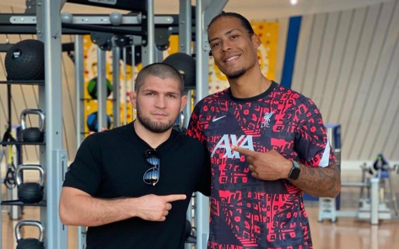 Foto Bareng Van Dijk, Khabib Nurmagomedov Diminta Gabung Liverpool