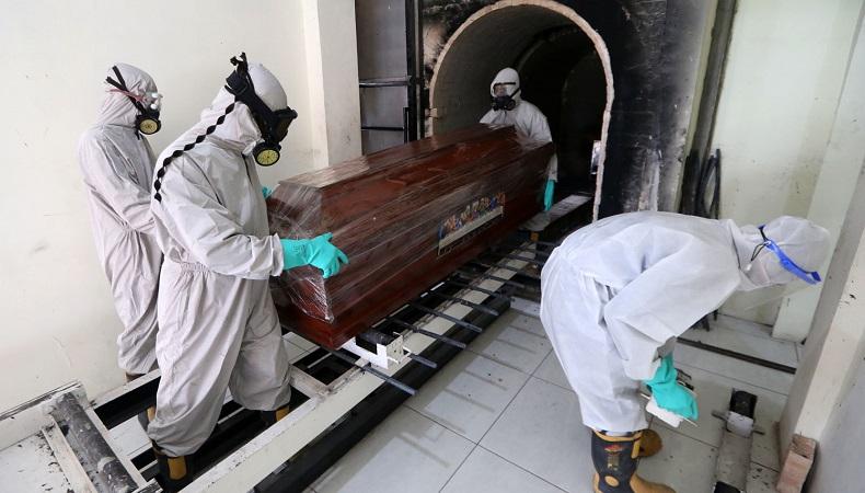 Cerita Para Petugas Krematorium, Tidur di Lokasi Pembakaran Jenazah sejak Pandemi