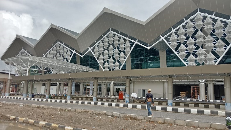 Terminal Bandara Sam Ratulangi Manado Terlihat Megah