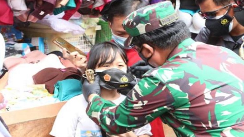 Panglima TNI Tindak Lanjuti Webinar Vaksin Covid-19 untuk Indonesia Bangkit, Cek Langsung Penerapan Prokes