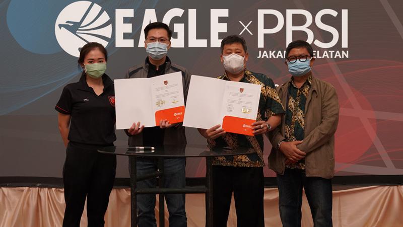 Dorong Pembinaan Atlet, 49 Klub Bulu Tangkis Dapat Bantuan Perlangkapan Olahraga