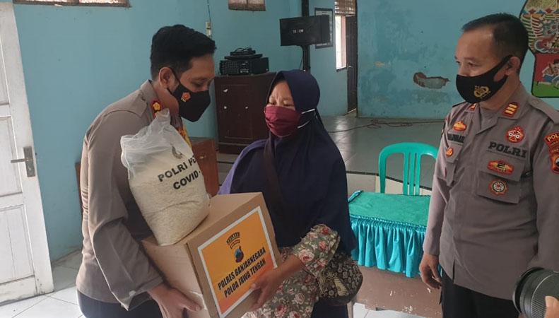 Viral Nenek Nyopet Diarak Warga, Kapolres Banjarnegara Ungkap Kejadian Sebenarnya