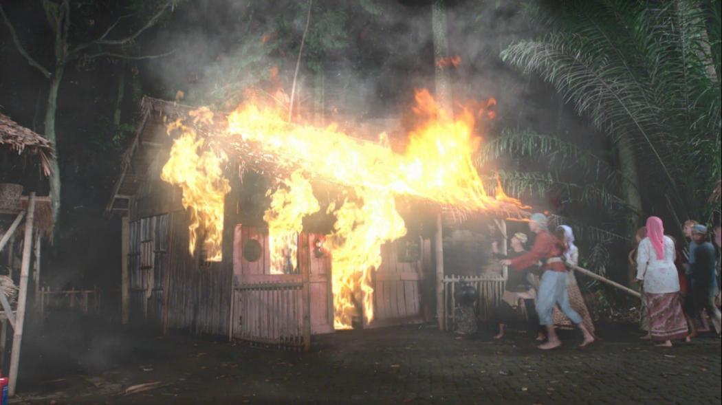 Mengejutkan! Istana Padjajaran Terbakar dan Surawisesa Bersekutu dengan Raden Kian Santang 
