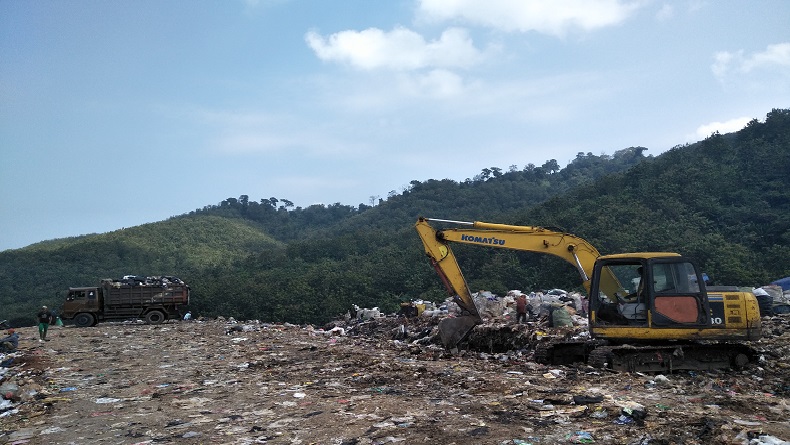 SK Menteri LHK Perpanjang dan Perluas TPA Sarimukti hingga 2025 Ditolak