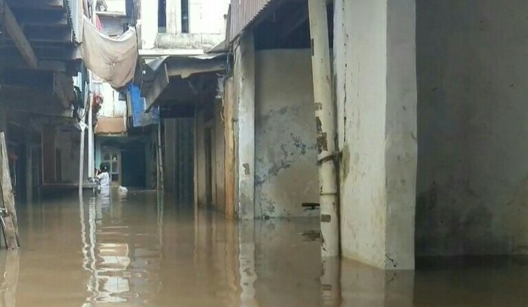 Kali Ciliwung Meluap, Kebon Pala Terendam Banjir 
