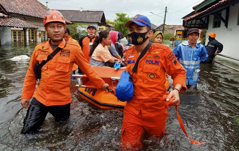 Update Banjir Kota Semarang, Lima Kecamatan Masih Terendam hingga 1 Meter