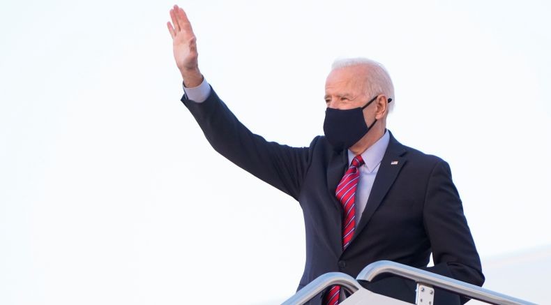 Harga Bitcoin Anjlok Gara-Gara Joe Biden Mau Naikkan Pajak Capital Gain