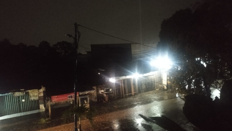 Waspada Banjir, Hujan di DKI Jakarta Sabtu Dini Hari hingga Pukul 05.00 WIB