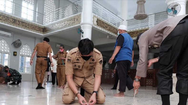 Lain dengan Makassar, Bupati Gowa Bolehkan Warga Sholat Ied di Masjid dan Lapangan