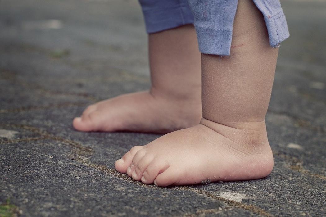 Kabur dari Penitipan Anak, Bocah 3 Tahun Berkeliaran Sendirian di Jalan Raya