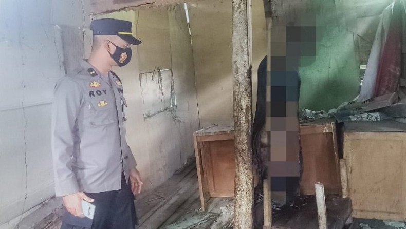 Mayat Pria Tanpa Identitas Ditemukan Tergantung dalam Kedai di Solok