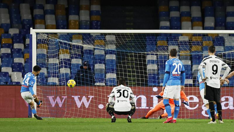 Juventus Dikalahkan Napoli, Pirlo Sebut Gol Penalti Lawan Kontroversial