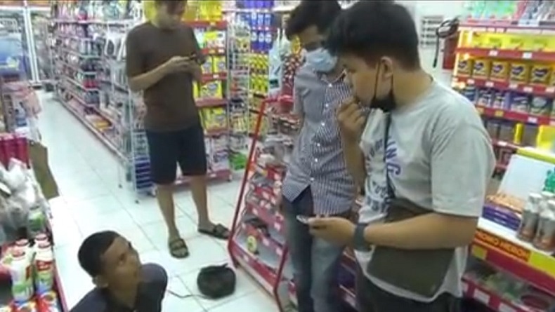 Dipergoki Tukang Parkir saat Beraksi, 1 Pencuri di Minimarket Terciduk