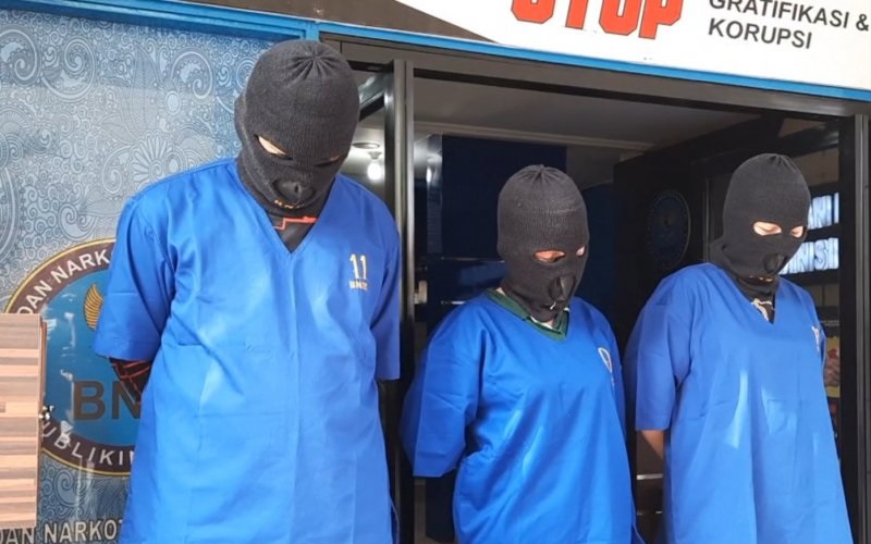 Kronologi Penangkapan Satu Keluarga Penjual Sabu di Banjarmasin, Anak Bertugas Jaga Rumah