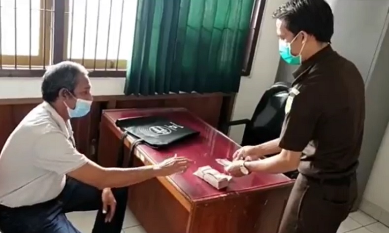 Tersangka Korupsi Dana Hibah Pariwisata di Buleleng Kembalikan Uang