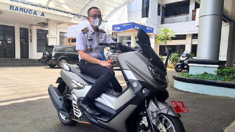 Jadi Plh Bupati Maros, Andi Davied Syamsudin Pilih Naik Motor Ketimbang Mobil Dinas