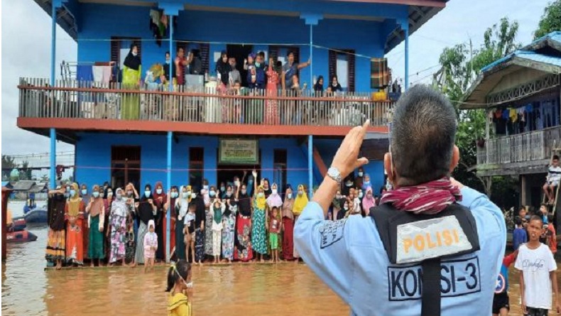BMKG: Waspada Hujan Lebat Berpotensi Banjir Bandang di Kalsel
