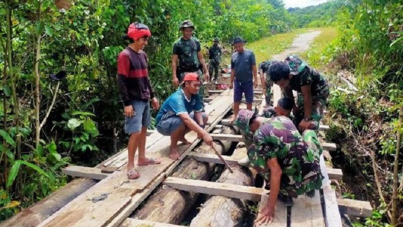 TNI Lembaga Paling Dipercaya Publik, Parpol Urutan Paling Bawah