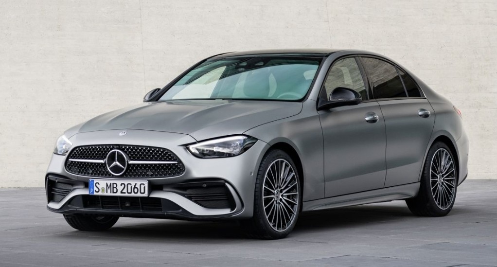 Mercedes C-Class Terbaru Meluncur, Begini Penampakannya 