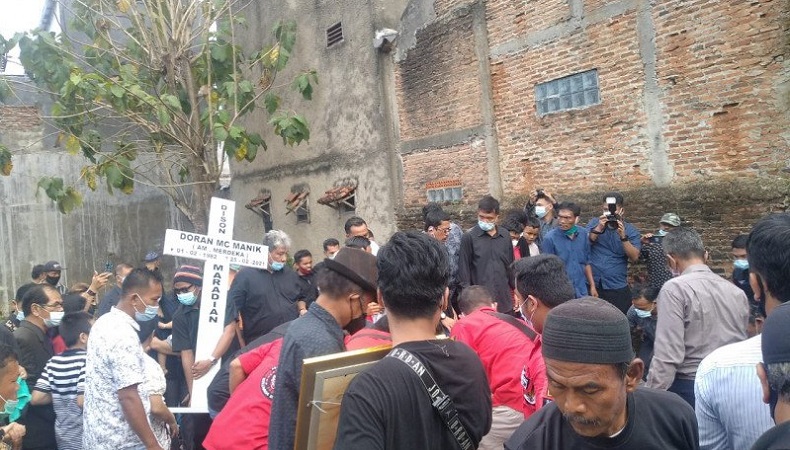 Jenazah Doran Markus Korban Penembakan Oknum Polisi Dimakamkan di Bandarlampung