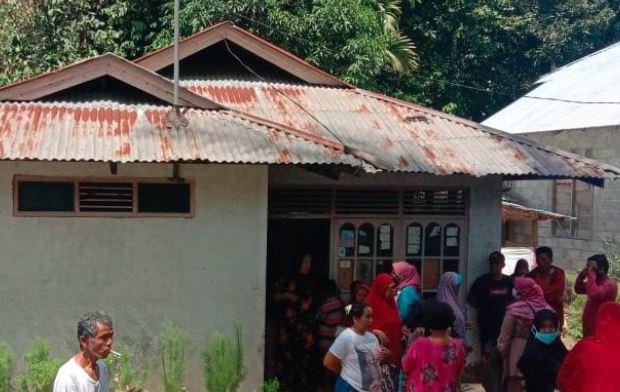 Warga Padang Geger, Ibu Muda Ditemukan Tewas Tergantung Kabel Listrik