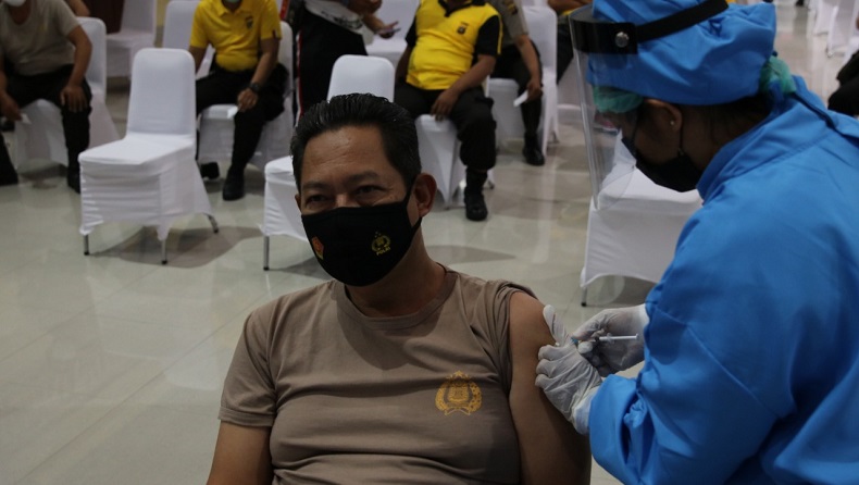 Pertama Kali Digunakan di DIY, 7.000 Polisi Disuntik Vaksin Covid-19 AstraZeneca