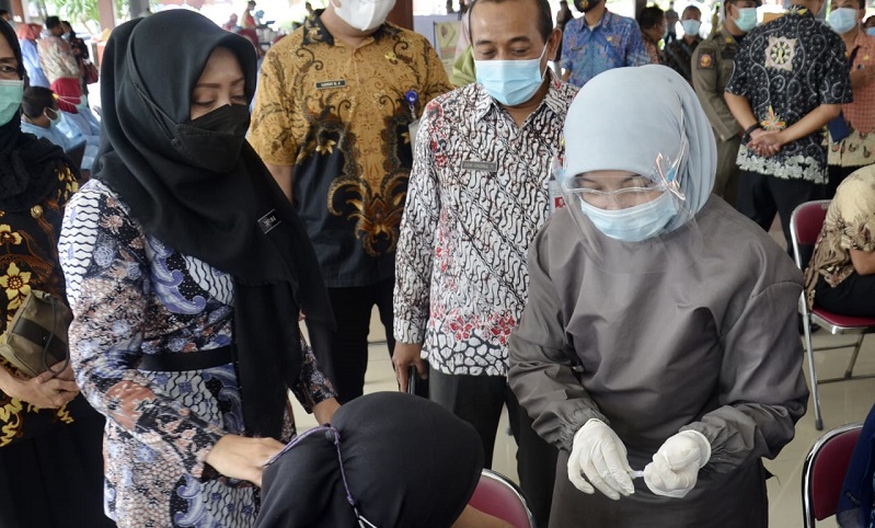 900 ASN Pemkab Mojokerto Ikuti Vaksinasi Covid-19 Tahap 2