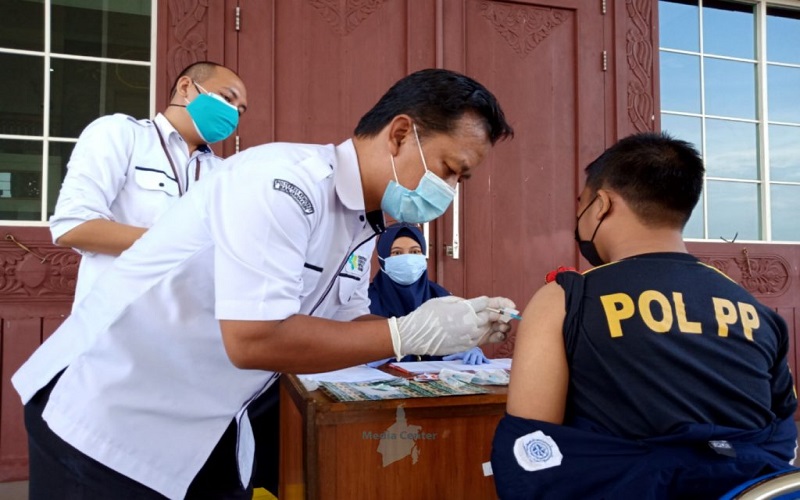 Sudah Divaksin, 10 Petugas Satpol PP Tulungagung Positif Terpapar Covid-19