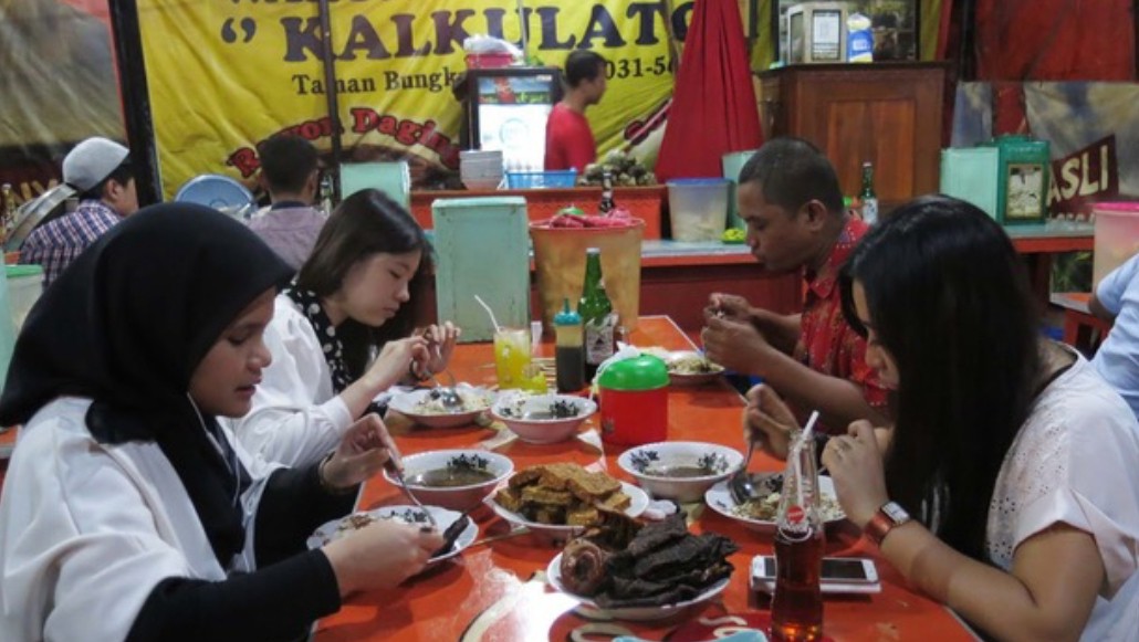 Rawon Jadi Sup Terenak di Asia, Ini 3 Warung Legendaris di Surabaya