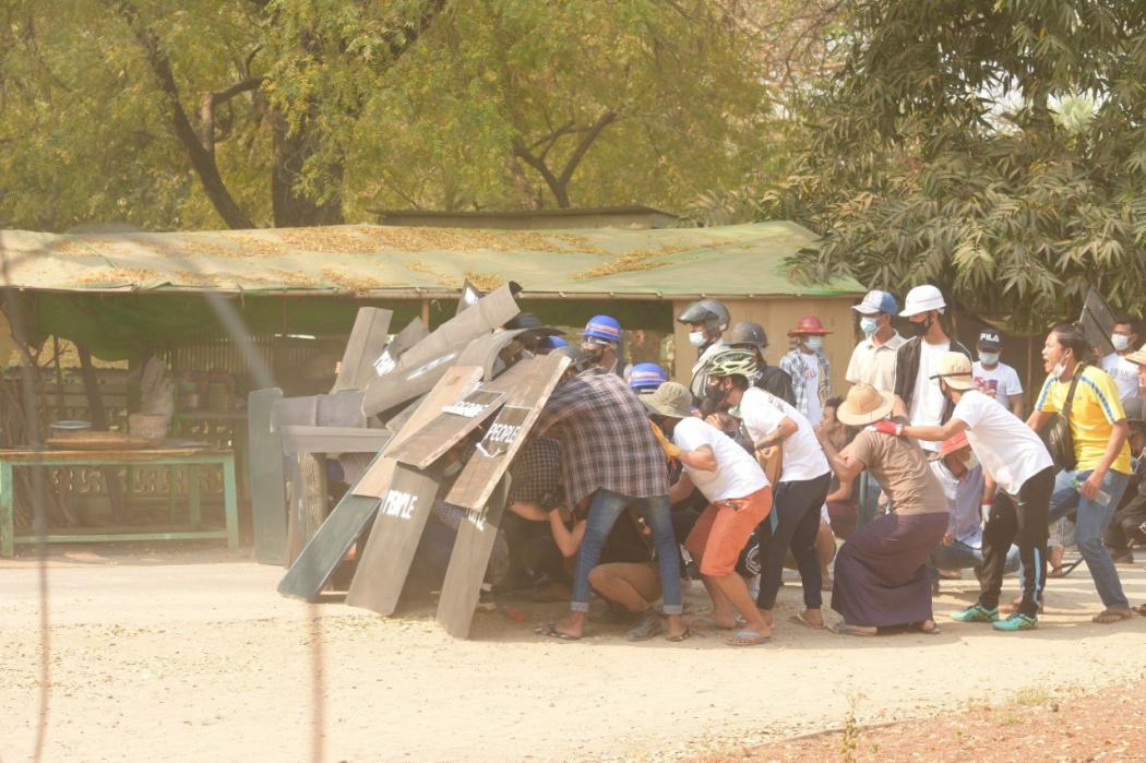 Toko hingga Pabrik Tutup, Rakyat Myanmar Mogok Total