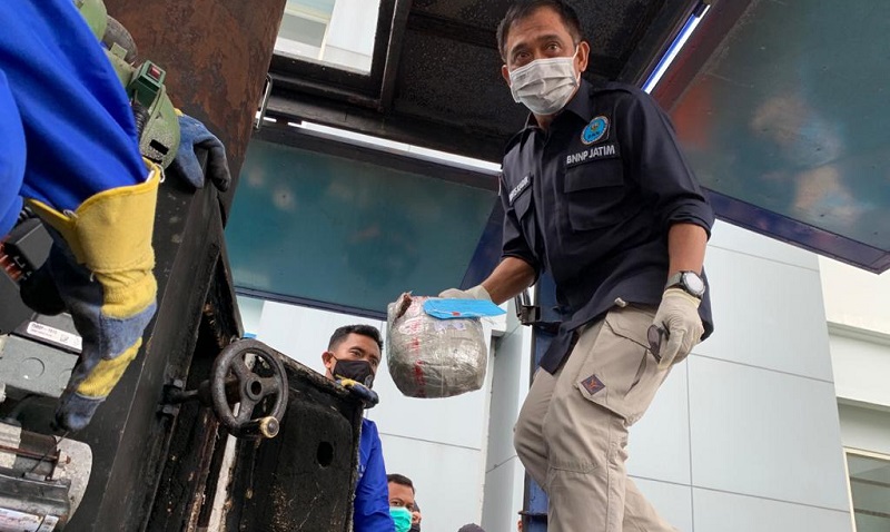 BNNP Jatim Musnahkan Ekstasi dan Ganja Hasil Tangkapan Bea Cukai Juanda 