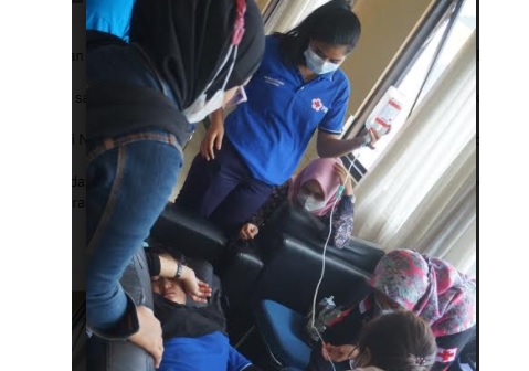 Usai Suntik Vaksin, 3 Petugas PMI Jayapura Muntah-Muntah dan Pusing Kepala