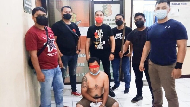 Sadis! Seorang Lansia di Tomohon Dihantam Linggis
