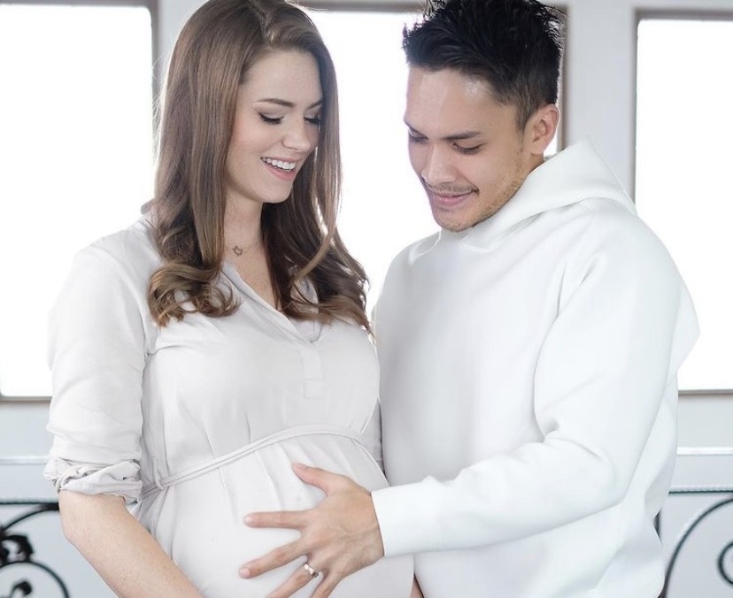 Randy Pangalila Bocorkan Jenis Kelamin Anak yang Sebentar Lagi Lahir   