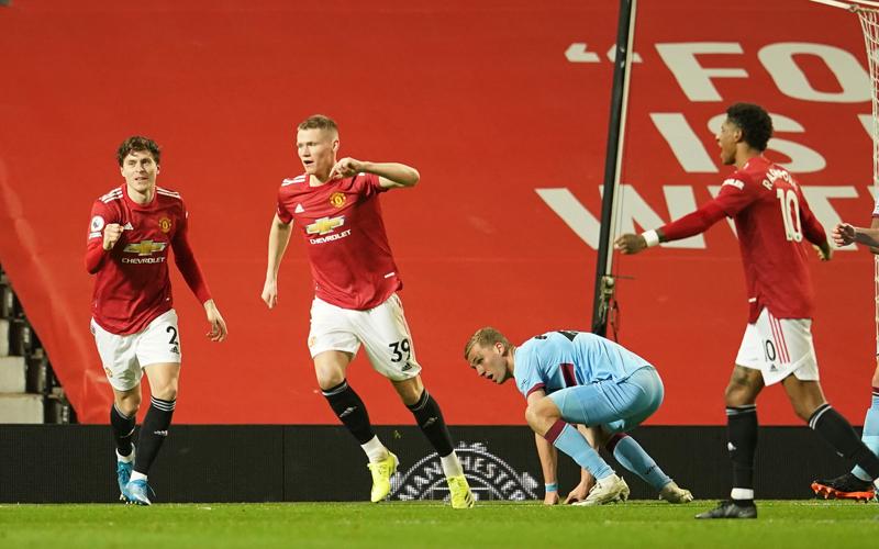 Hasil Lengkap Liga Inggris: MU Menang Tipis, Arsenal Rajai Derby London Utara