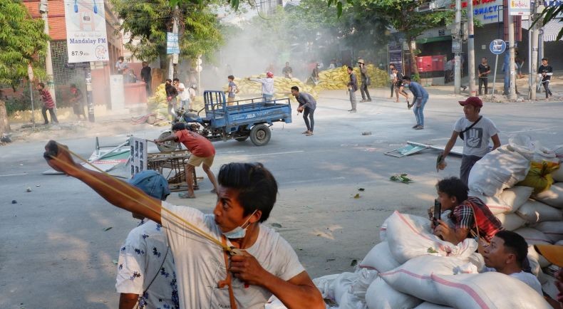  Demonstran yang Tewas Kena Tembak di Myanmar Capai 237 Orang 