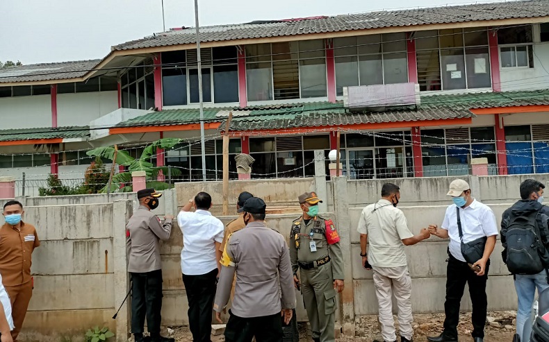 Peringatan Tak Digubris, Pagar Tutup Akses Warga di Ciledug Dibongkar Besok